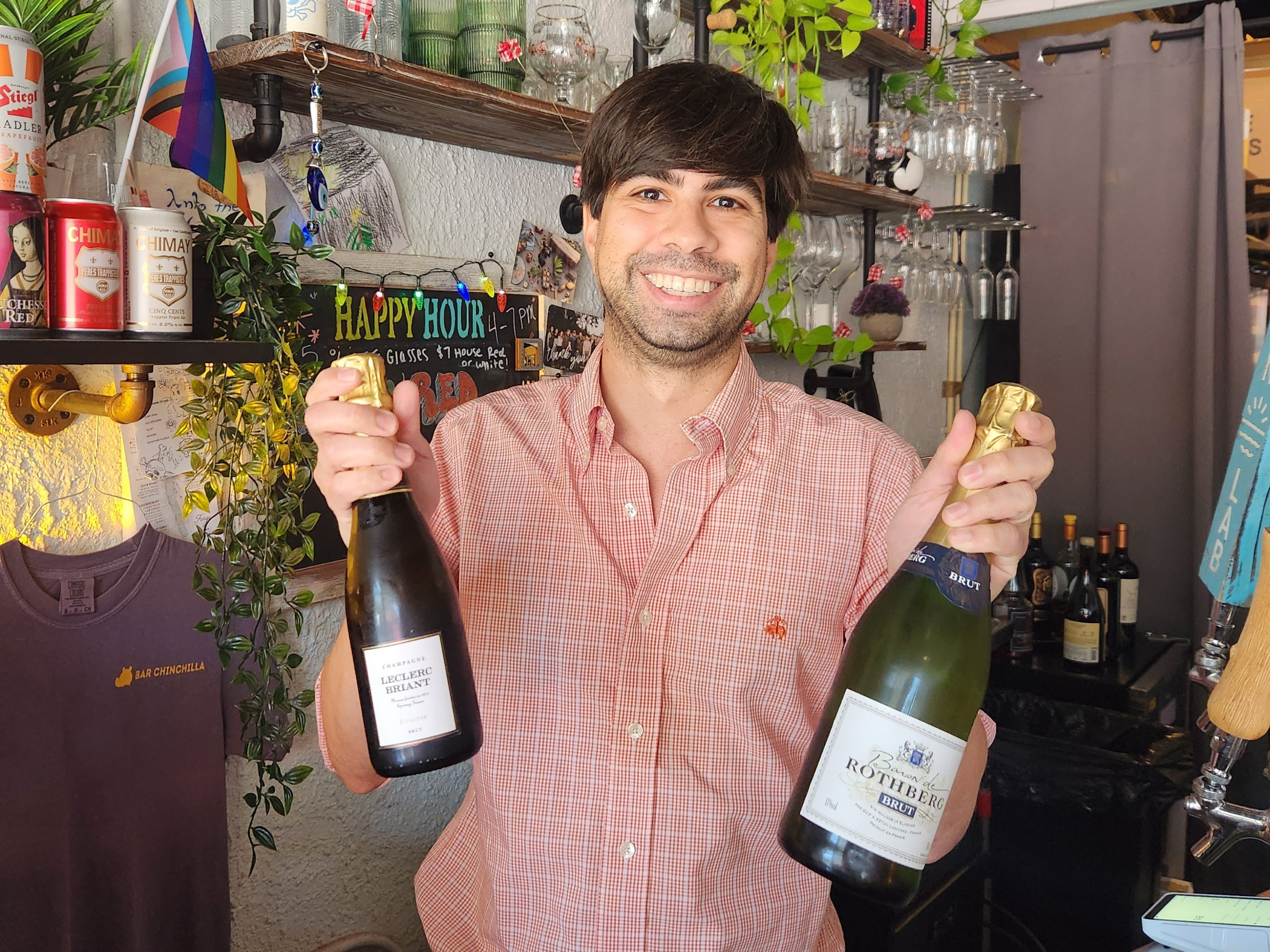 A Last-Minute Holiday Wine Buying Guide 2025